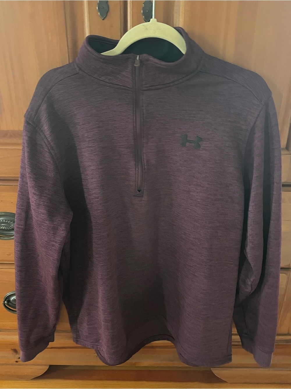 UA pullover in eggplant